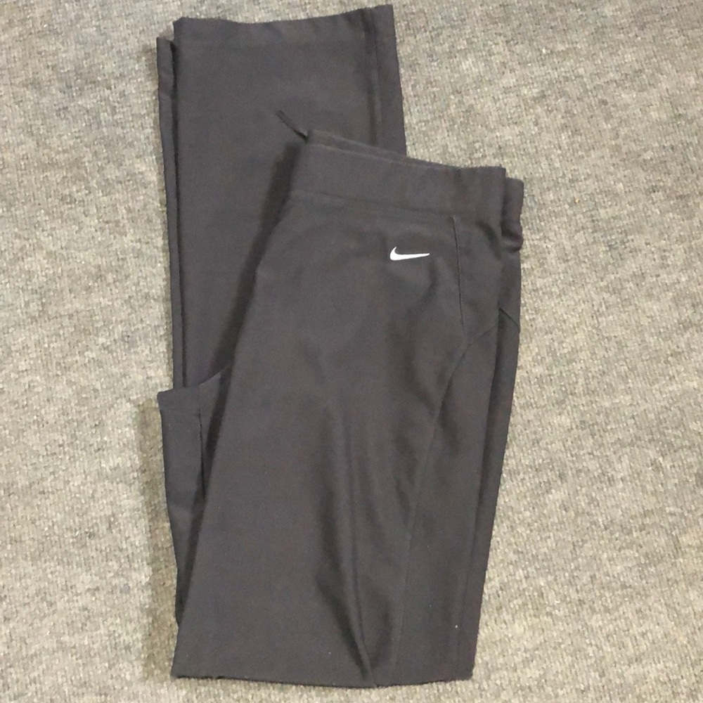 Nike exercise pants